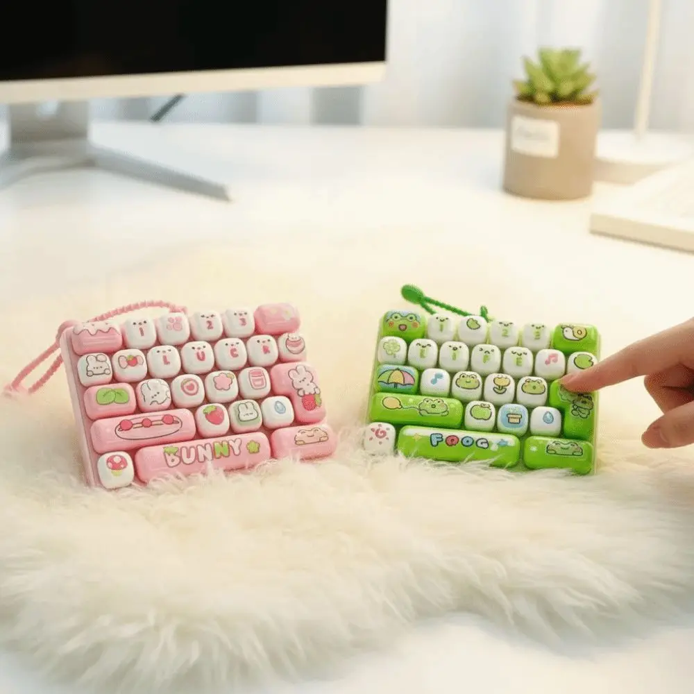 26 Key Decompression Button Creative Style Cute Design Mini Keyboard Pendant Small Gift Bag Hanging Ornament Keyboard Keychain