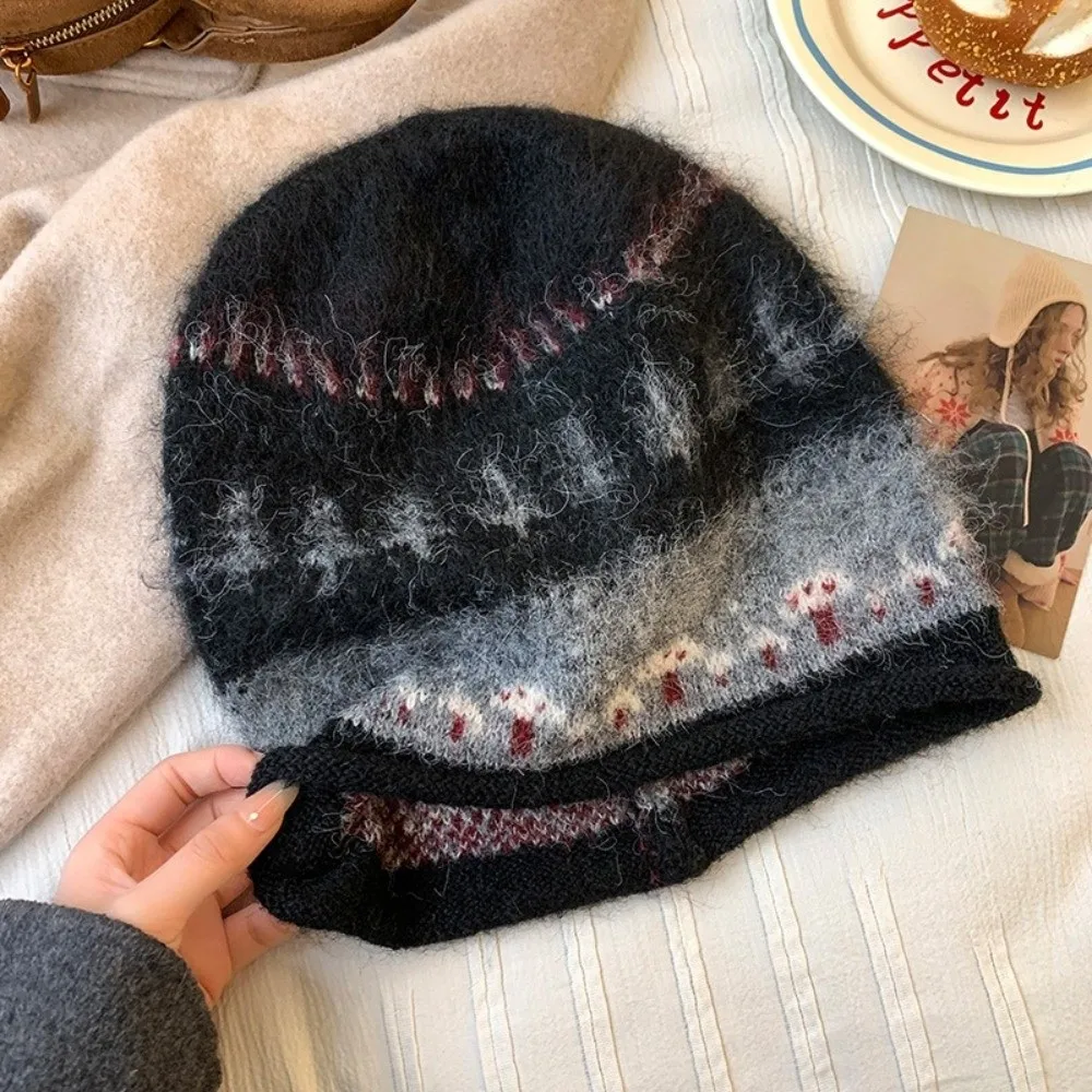 Retro Fair-Isle-Stil Jacquard-Strickmütze Verdickte Übergroße Pullover-Mütze Winddichte Warme Wintermütze für Damen – Detail 6