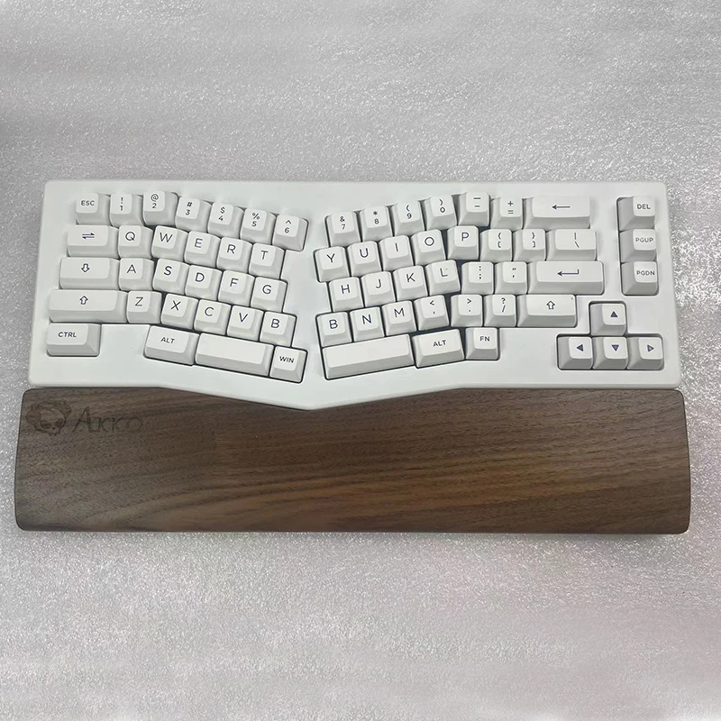 Customized Wooden Wrist Rest for Alice Pro 68 Key Chron Q8/V10 ABM066 Mechanical Keyboard Palm Rest Walnut Solid Wood Palm Stres