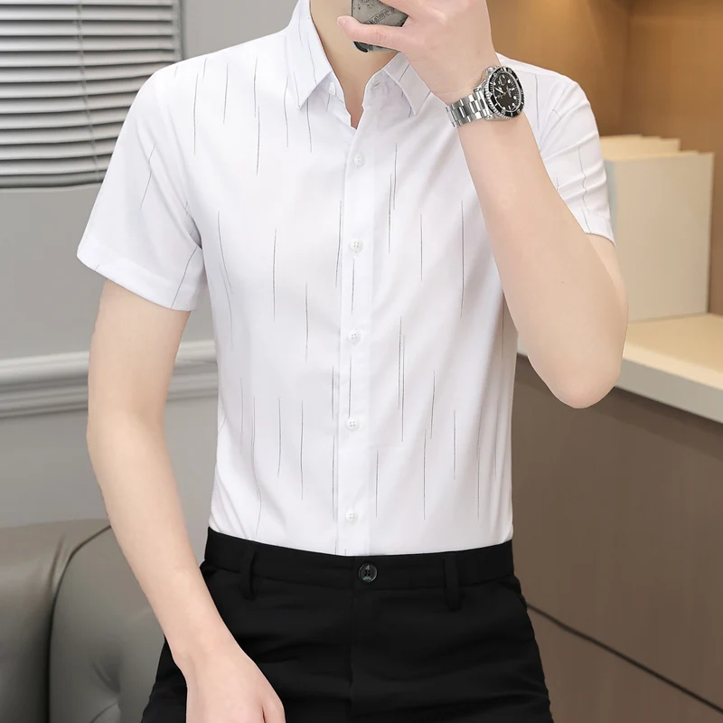 

Новая летняя мужская рубашка из ледяного шелка в стиле кэжуал, модная, приталенная, высокого качества, из полиэстеровой смеси