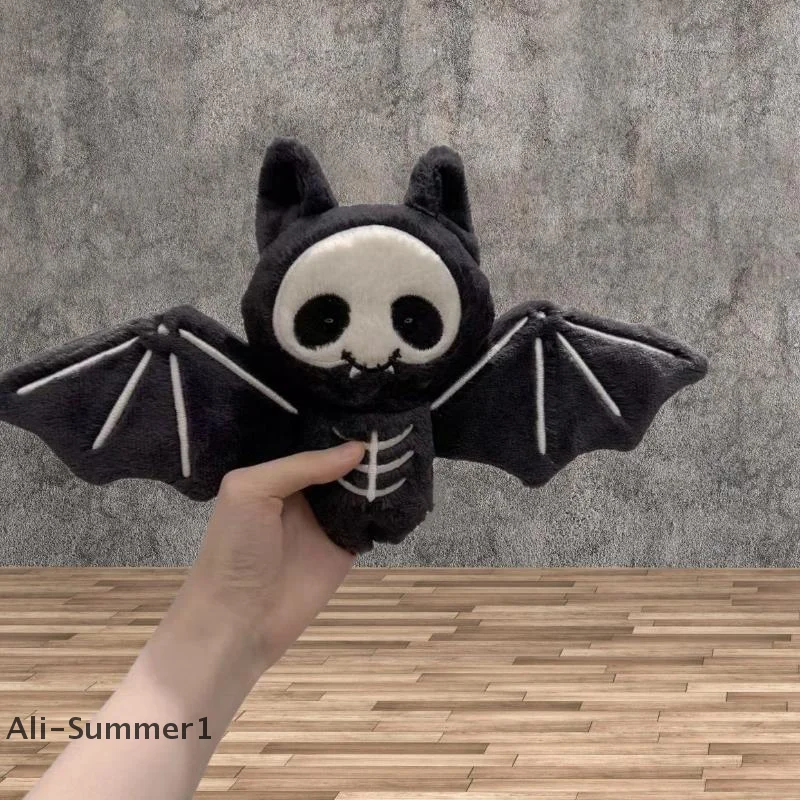 【E】Kawaii Plush Skull Bat Keychain Cartoon Stuffed Doll Toy Bag Pendant Backpack Hanging Decoration Halloween Gifts