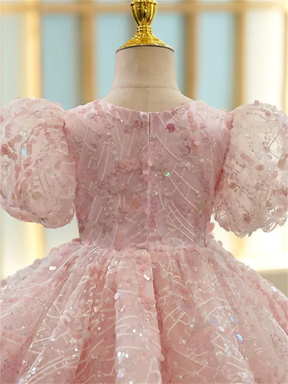 Vestidos florales de lentejuelas para niñas pequeñas, ropa de actuación rosa brillante, Manga corta asimétrica, Princesa, ajuste dulce, 3-10 años