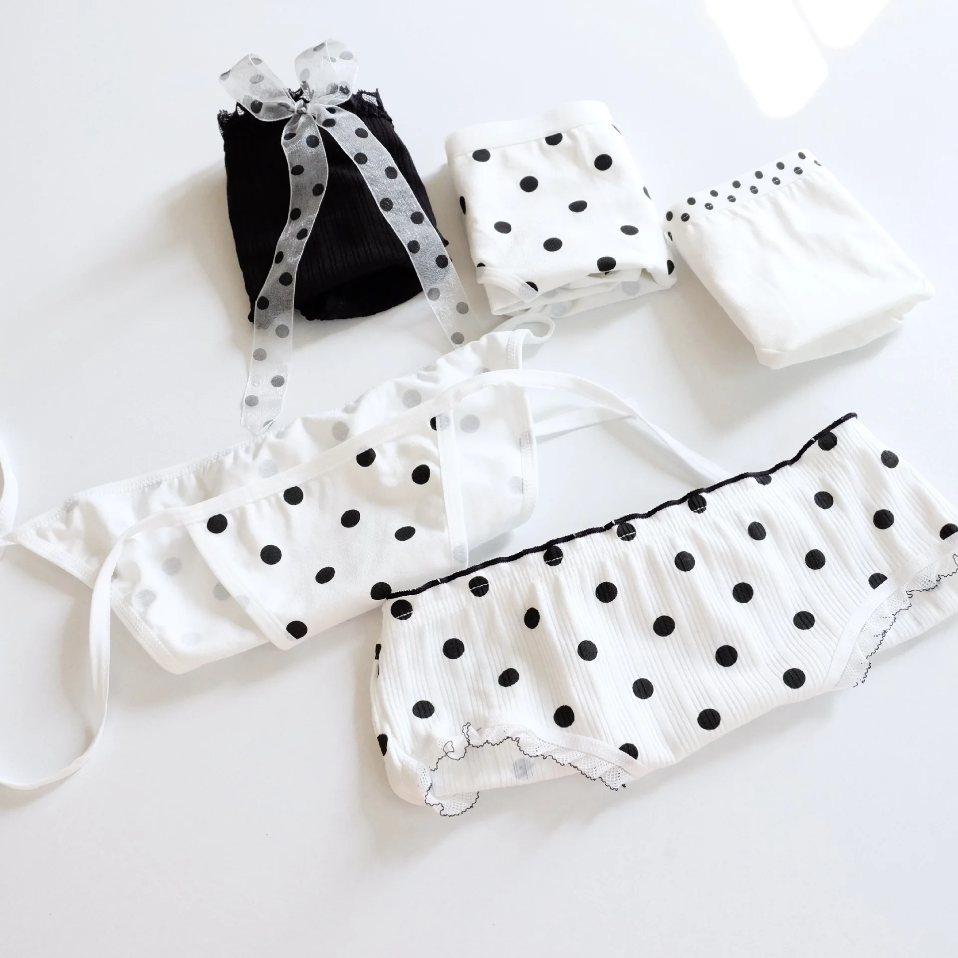 new girls underwear 5pc/lot cotton dot middle waist  briefs young girl panties black Teenagers wholesales students