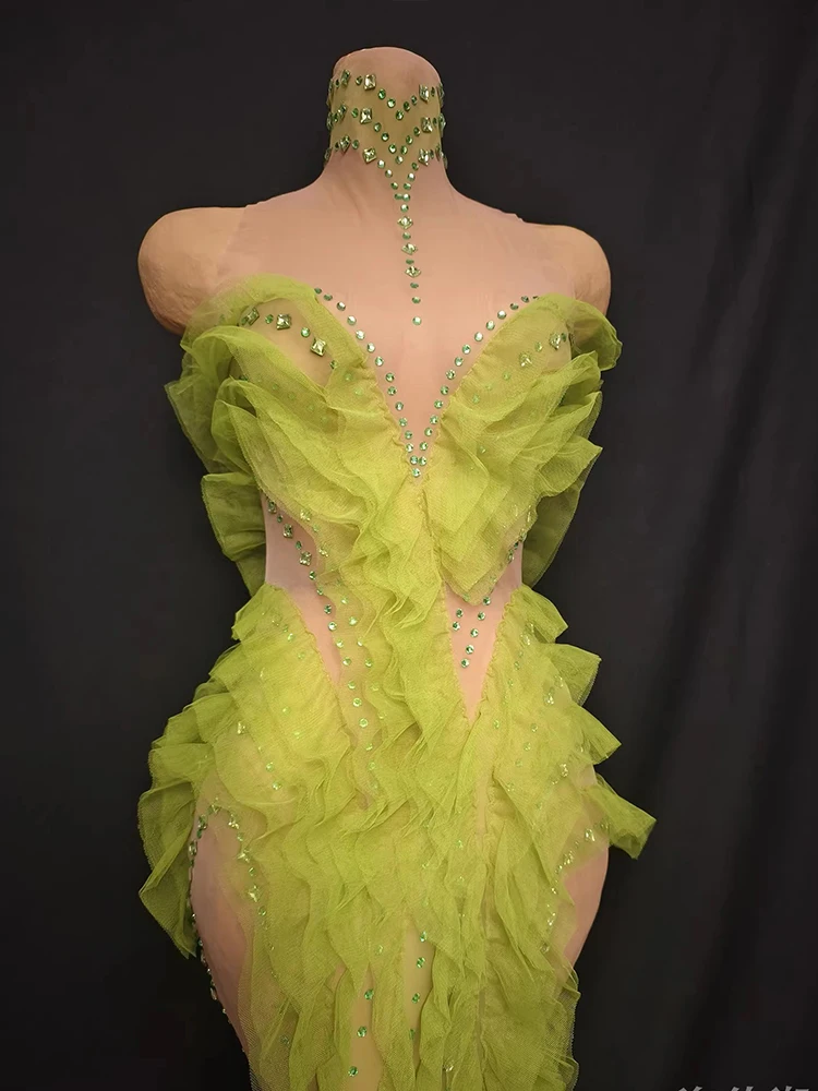 Hochwertiges Heißpräge-Chiffon-Wellen-Mesh-Fischschwanzkleid 2025, neue Mode, individuelle Damenbekleidung