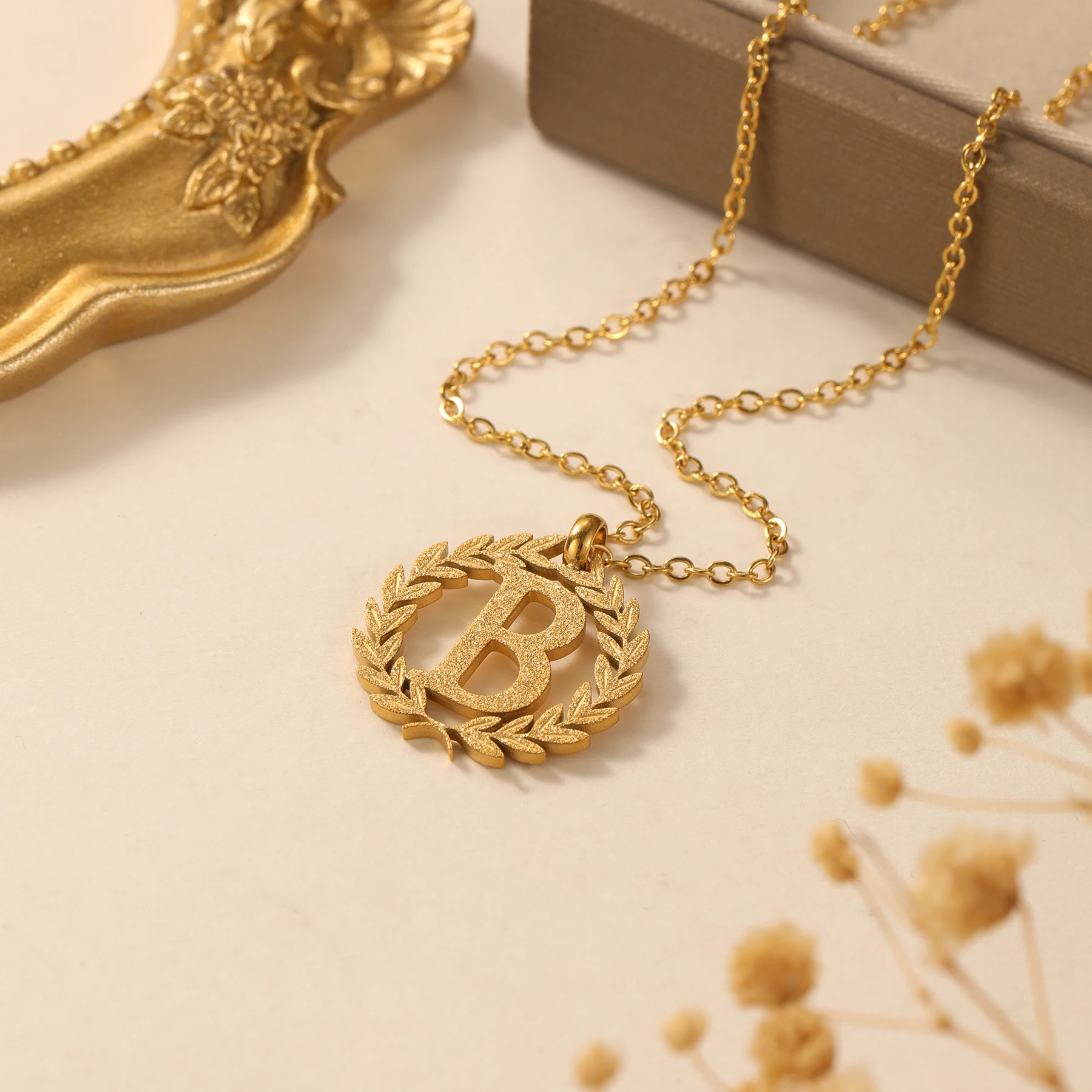 

Custom Laurel Wreath Initial Necklace, Vintage Letter Pendant Mat Finish Matte Gold Personalized Gift Elegant Everyday Jewelry