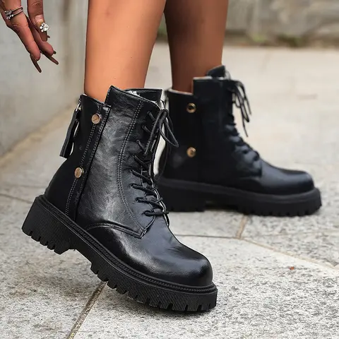 Black Thick Sole Punk Ankle Boots Women Vintage Lace Up Platform Motorcycle Boots Woman 2025 Pu Leather Gothic Shoes Size 35-42
