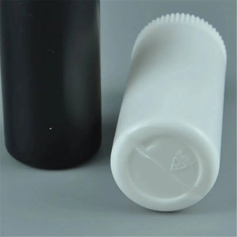 50pcs 60ml Black White Plastic Storage Bottles Factory Round Baby Powder Emballage Empty Cans Split Charging Pearl Packaging New