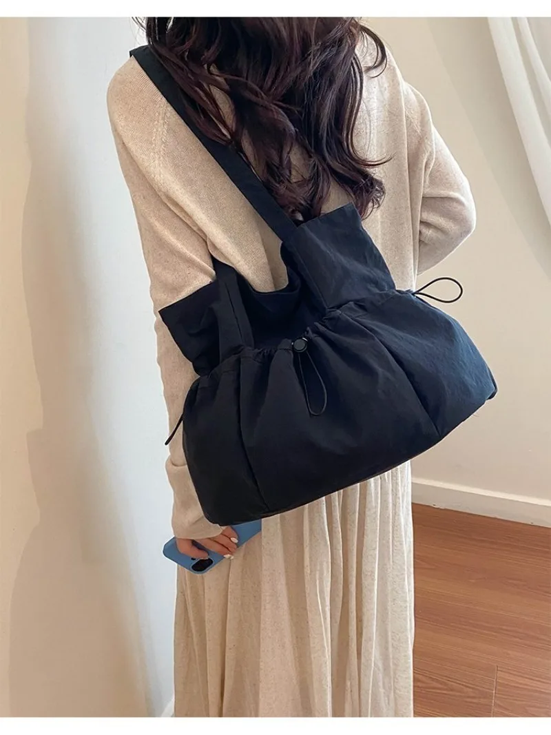 CEEKAY Solid Wrinkle Tragetasche mit Kordelzug, seitlicher elastischer Verschluss, breiter Stoffriemen, für Damen, Alltag, Schule, große lässige Schultertasche – Detail 25