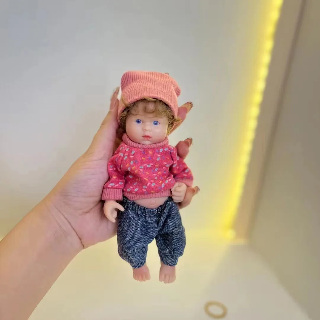 15cm Solid Silicone Mini Palm Doll Q-pop Simulation Doll