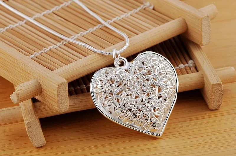 18-26inch 925 Sterling Silver Necklace For Women Heart Leaf pattern Pendant Christmas gifts high quality wedding Jewelry