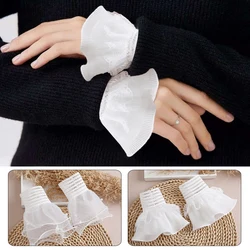 1Pair  Detachable Fake Sleeves Spring Autumn Sweater Blouses Decorative Sleeves Lace Ruffles Pearl Wrist False Sleeve Fake Cuff