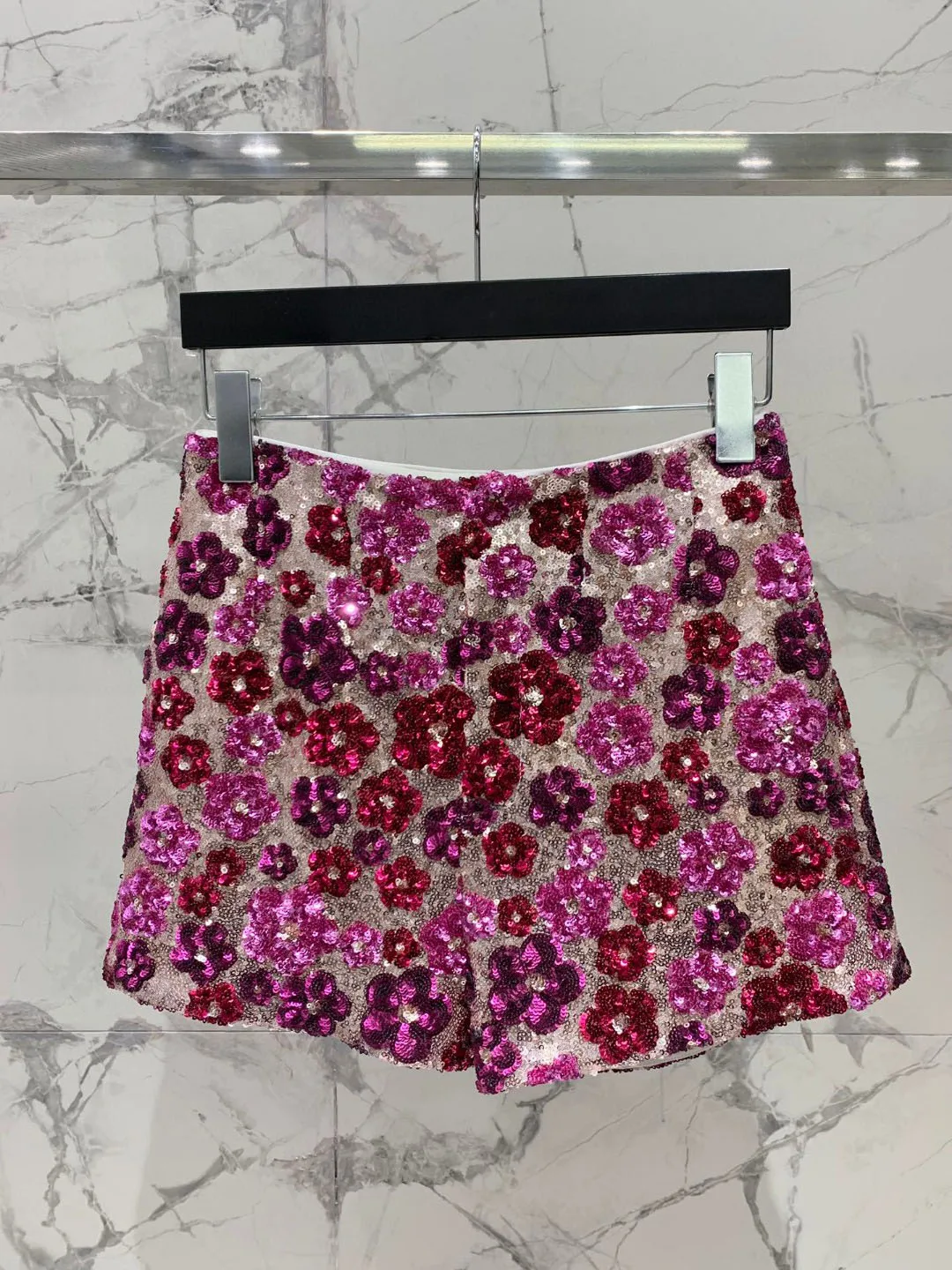 2024 Spring New Women's Wear Flower Embroidery Three-Dimensional Sequin Decorative Fashionable and Elegant Shorts 0112