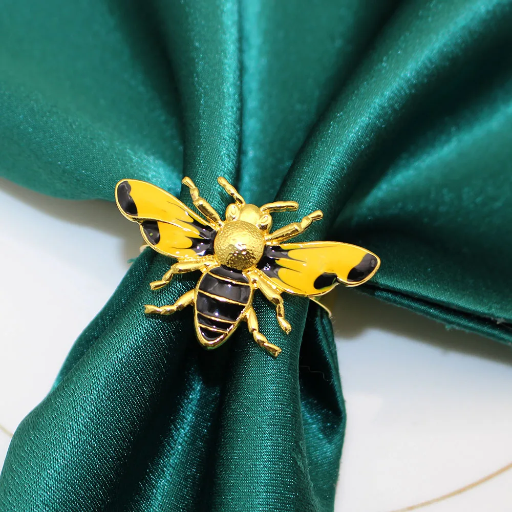 6Pcs Bee Napkin Rings Metal Gold Napkin Holders for Table Setting Party Wedding Dining Decor Summer Holiday Baby Shower Decor