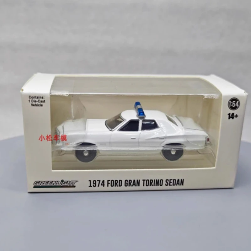 

GreenLight масштаб 1:64 1974, FORD GRAN TORINO SEDAN, имитация сплава, модель автомобиля, коллекция, украшение для дисплея, игрушка в подарок
