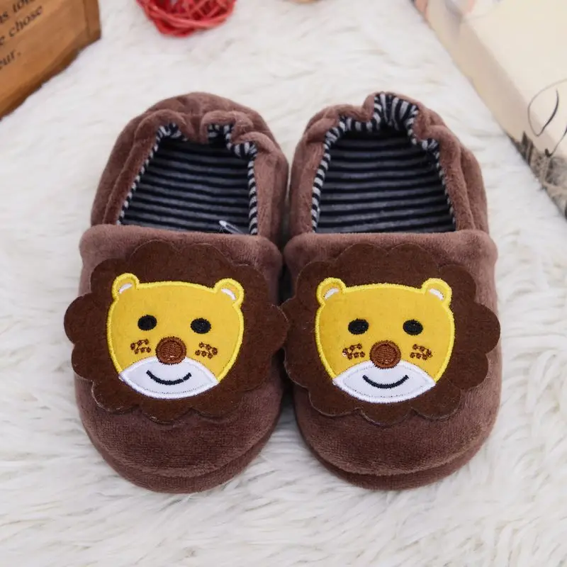 

Fashion Toddler Boy Slippers for Winter Baby Loafers Plush Warm Cartoon Lion Soft Rubber Sole Child Home Shoe Kid House Footwear