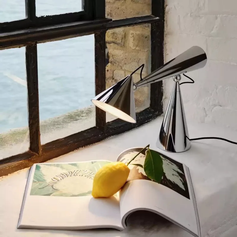 Everbright Store 2026 New Creative Personality High Sense Desk Lamp Simple Living Room Study Bedroom Bedside Reading Lamp