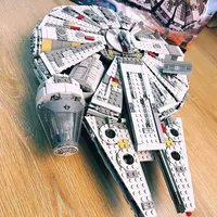 2020 NEW Hot Toys 1381 Pcs Millennium Falcon Alien Mini Figure Model Building Blocks Spacecraft Set Star Toy Gift for Adults