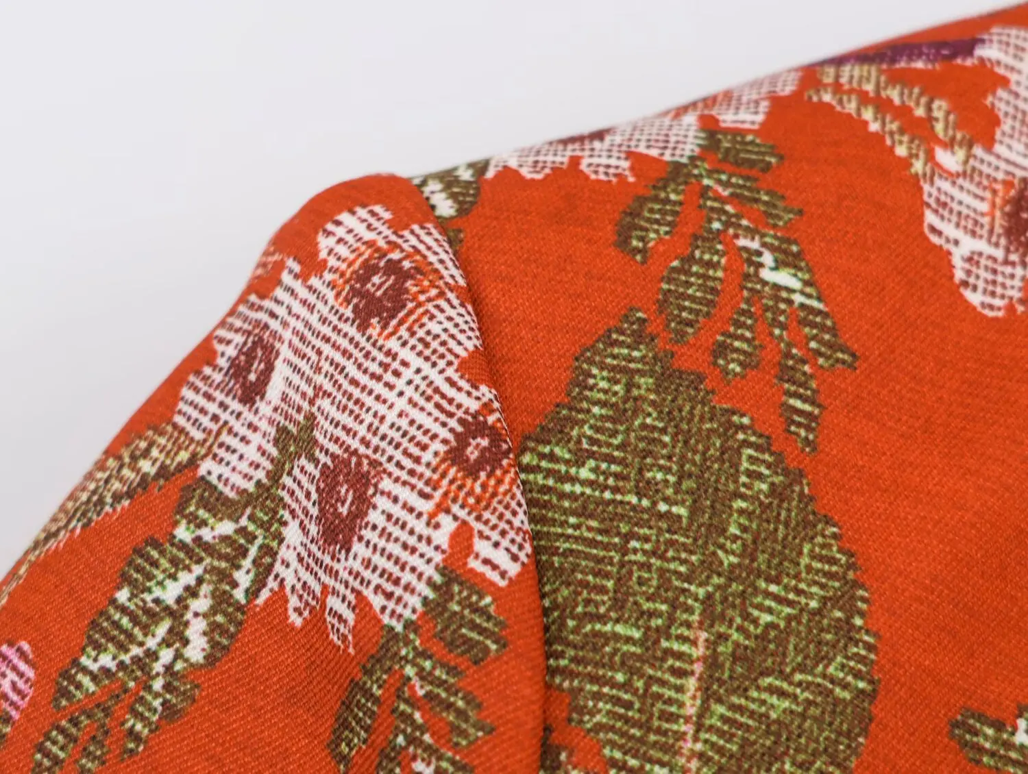 KONDALA Damen Blazer mit schickem Blumenmuster, eleganter, lässiger, schmaler Blazer mit Knöpfen, Trendiger Vintage-Blazer für den Frühherbst/Herbst 2026 – Detail 7