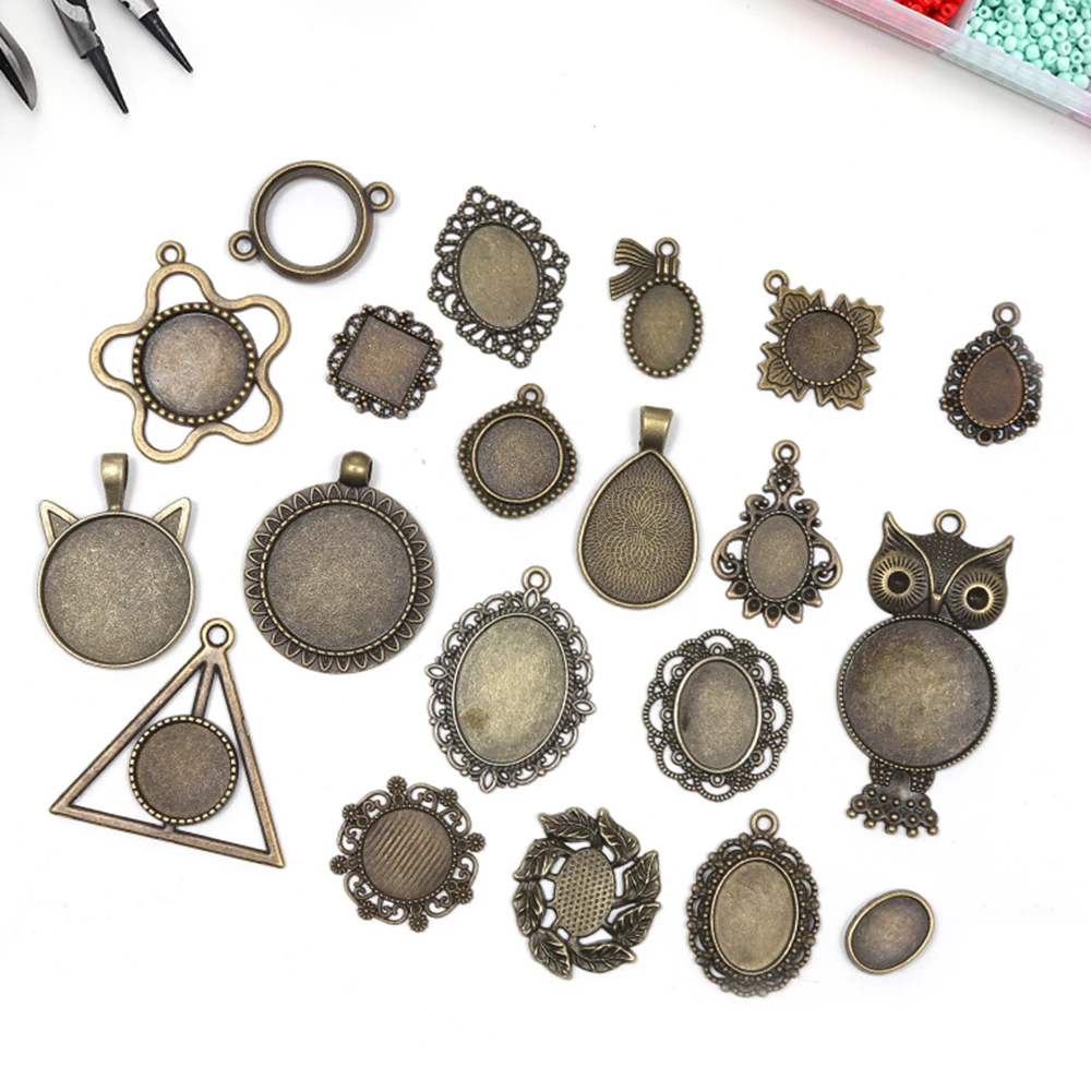 Retro Alloy Antique Bronze Cabochon Base Setting For Pendant Necklace Bracelet Finding Jewelry Making DIY Accessories Wholesale