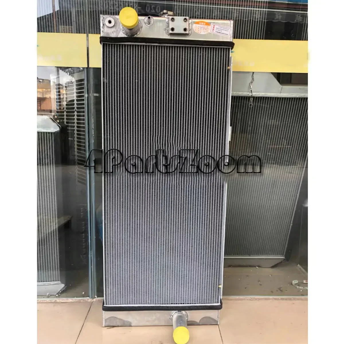 

R215-9 Radiator Water Tank For Hyundai Excavator