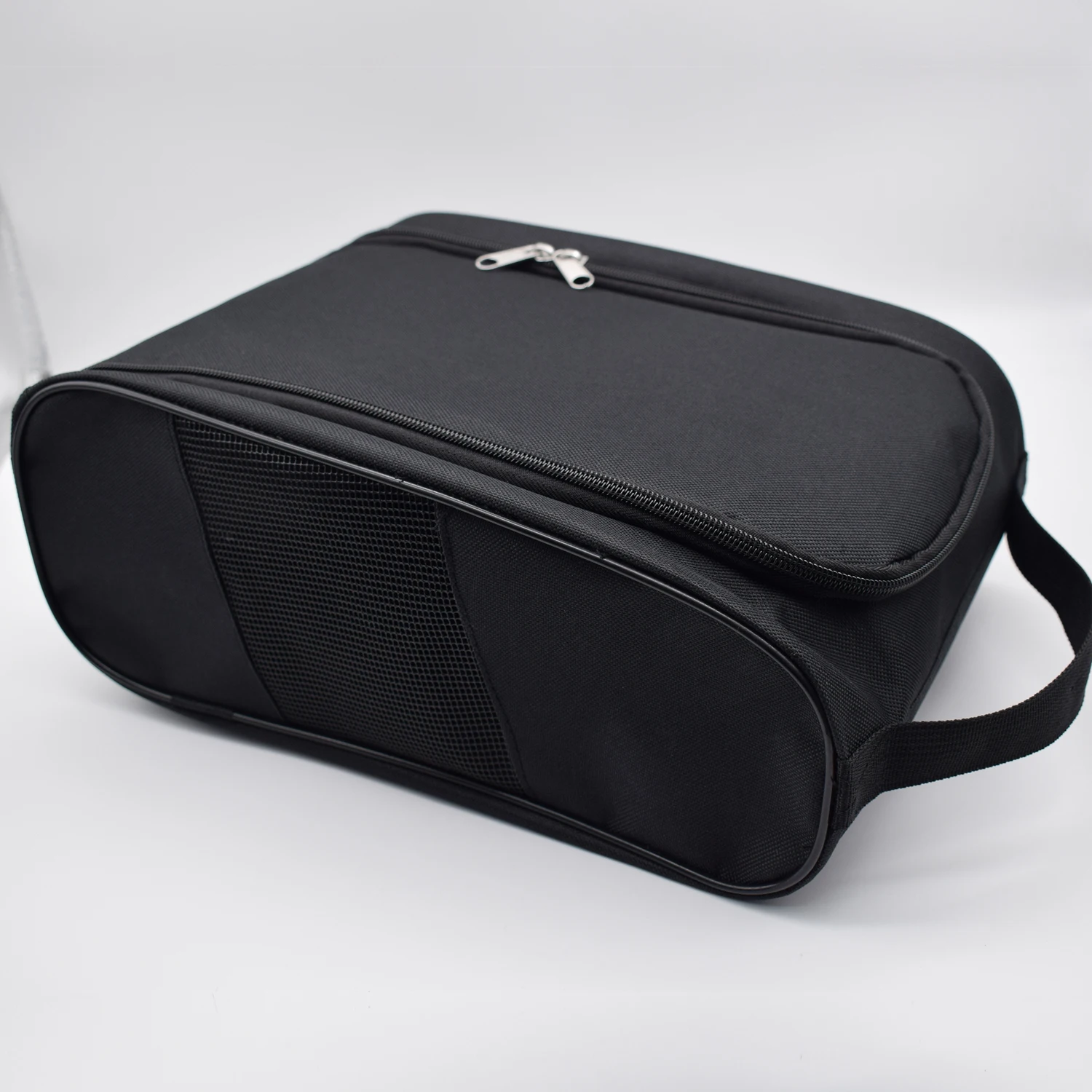 New Portable Golf Shoe Bag Oxford Cloth Shoe Carrier Bags Breathable Lightweight Golf Handbag Dustproof Football Tennis Shoe Bag view 3