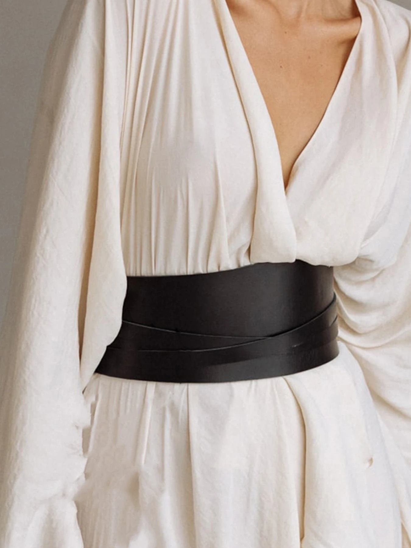 Punk Leder Körperkette Punk Leder Taillenkette Punk Taillengürtel Damen Damen-PU-Modegürtel, Damen-Taillengürtel, schwarzer breiter Gürtel, Damengürtel, Accessoires für den Alltag – Detail 4