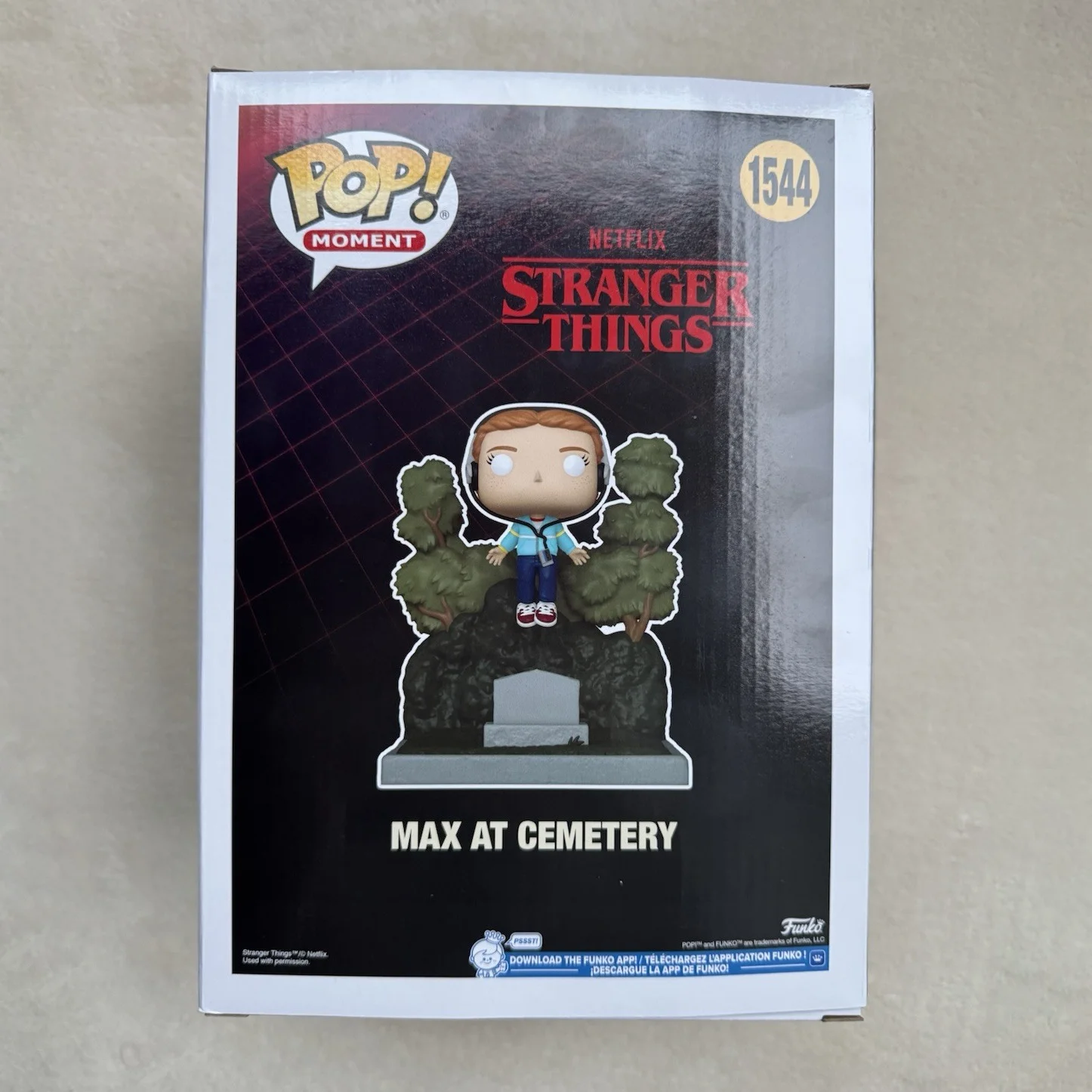 

Фигурка Макс из сериала «Чудовища» (Stranger Things), 4-й сезон, на кладбище, Funko Pop # Официальная коллекционная статуэтка 1544, лимитированная серия, подарок для фанатов