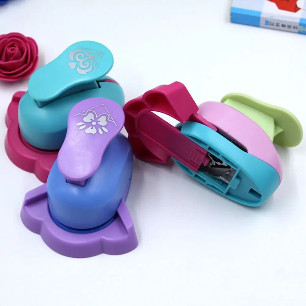 Hollow Pattern Right-angle Embosser Creative DIY Scrapbook Handmade Corner Embossing Machine Crafts Tool School Office