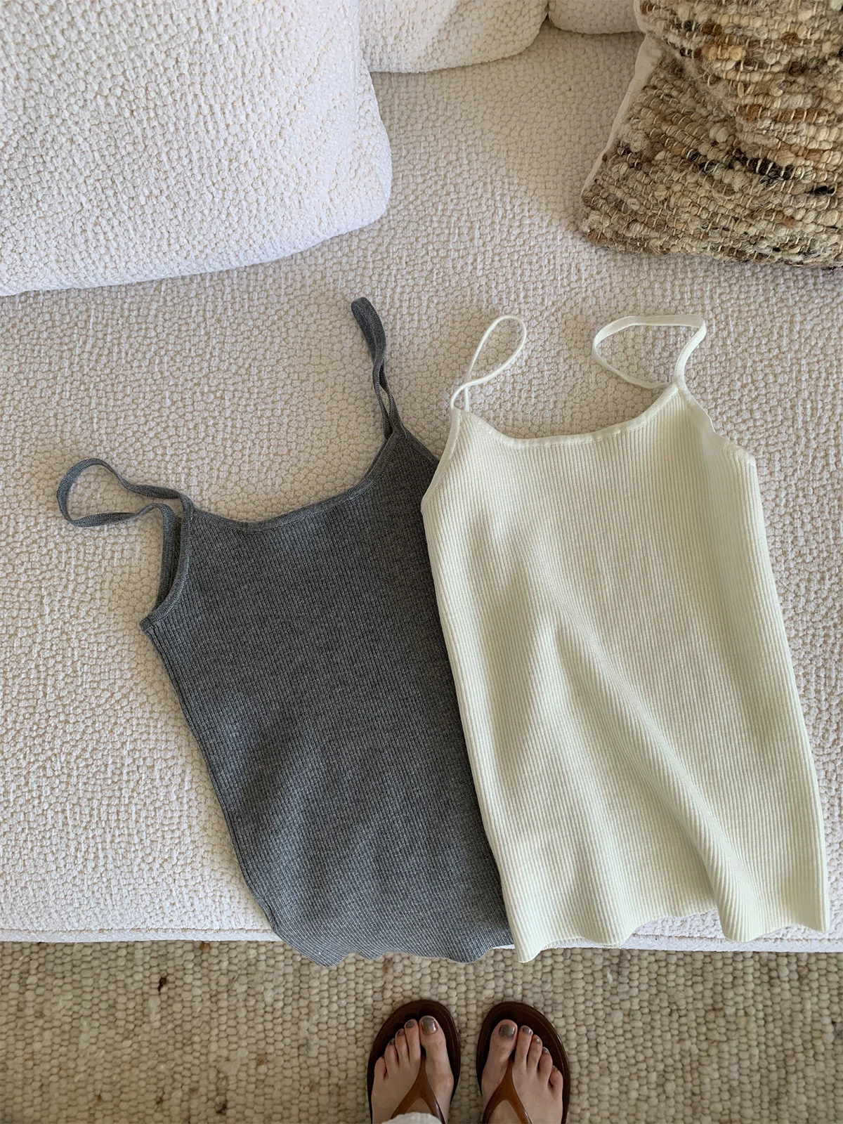 

Жилет Tetu STUDIO 2025SS Slim Fit из шерстяной смеси с бретелями, модный, для повседневной носки, с цветной молнией