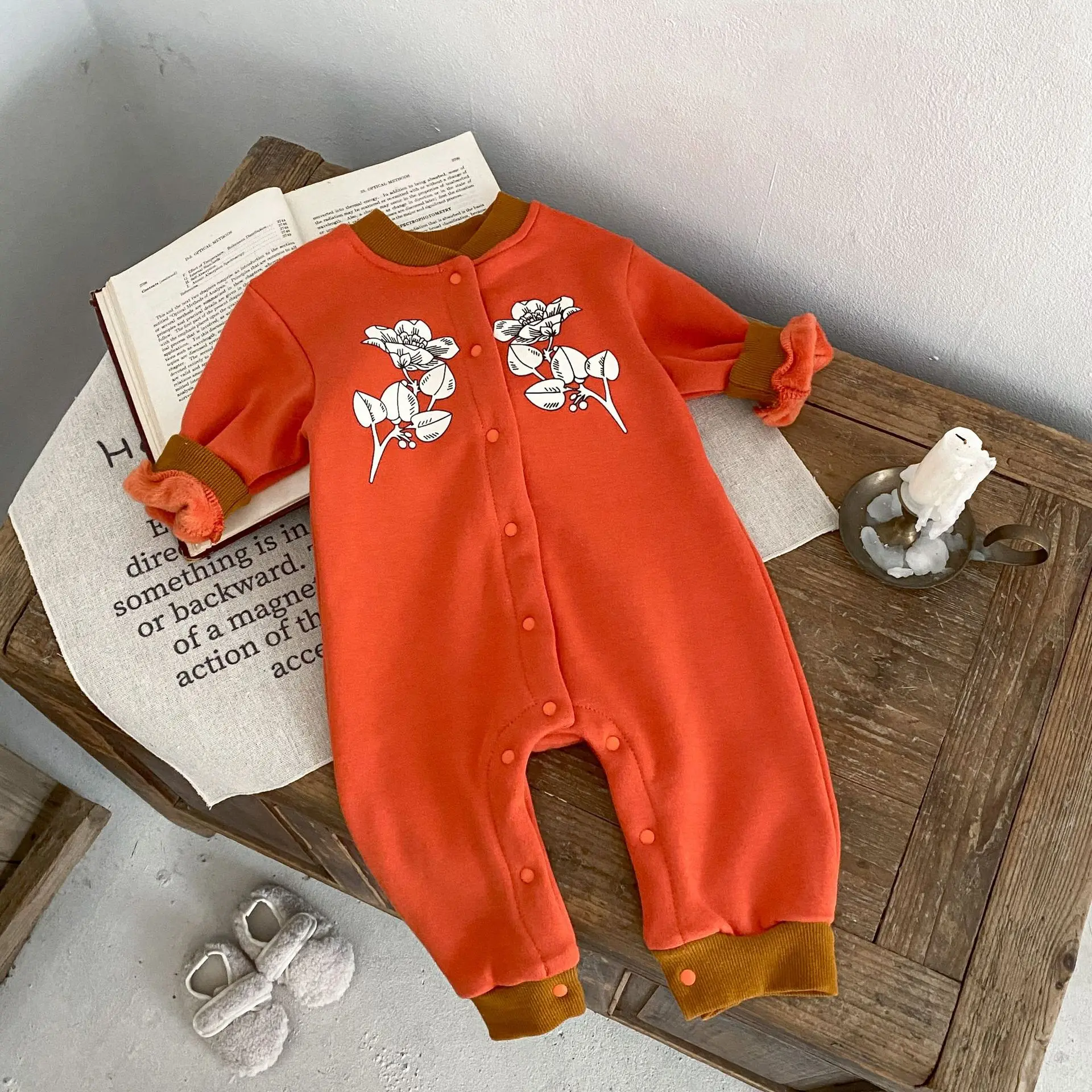 Instagram Autumn Baby Clothing 0-3 Year Old Boys And Girls Fashionable Red Plush Flower Print Long Crawling Jumpsuit