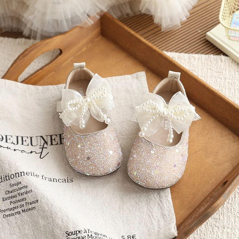 JGSHOWKITO Girls Princess Sequins Dress Mary Jane Shoes Pearl Bow Children Leather Shoes Catwalk Perform Kids Party Flat Shoes