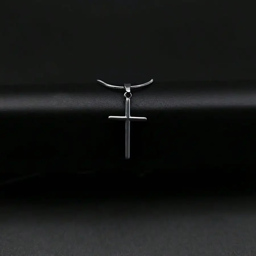 

Stainless Steel Cross Pendant Necklace For Men & Women | Minimalist Unisex Everyday Layering Necklace | Tarnish-Resistant