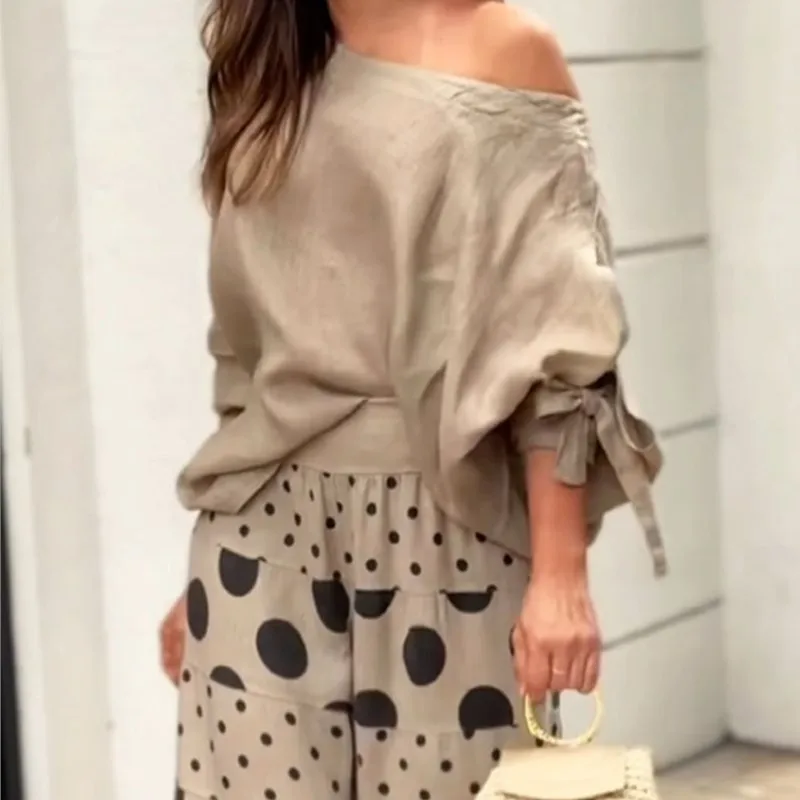 春夏のファッションプリント女性のセットツーピースボヘミアンカジュアルワンネックオフショルダー長袖トップルーズキュロットスーツ女性