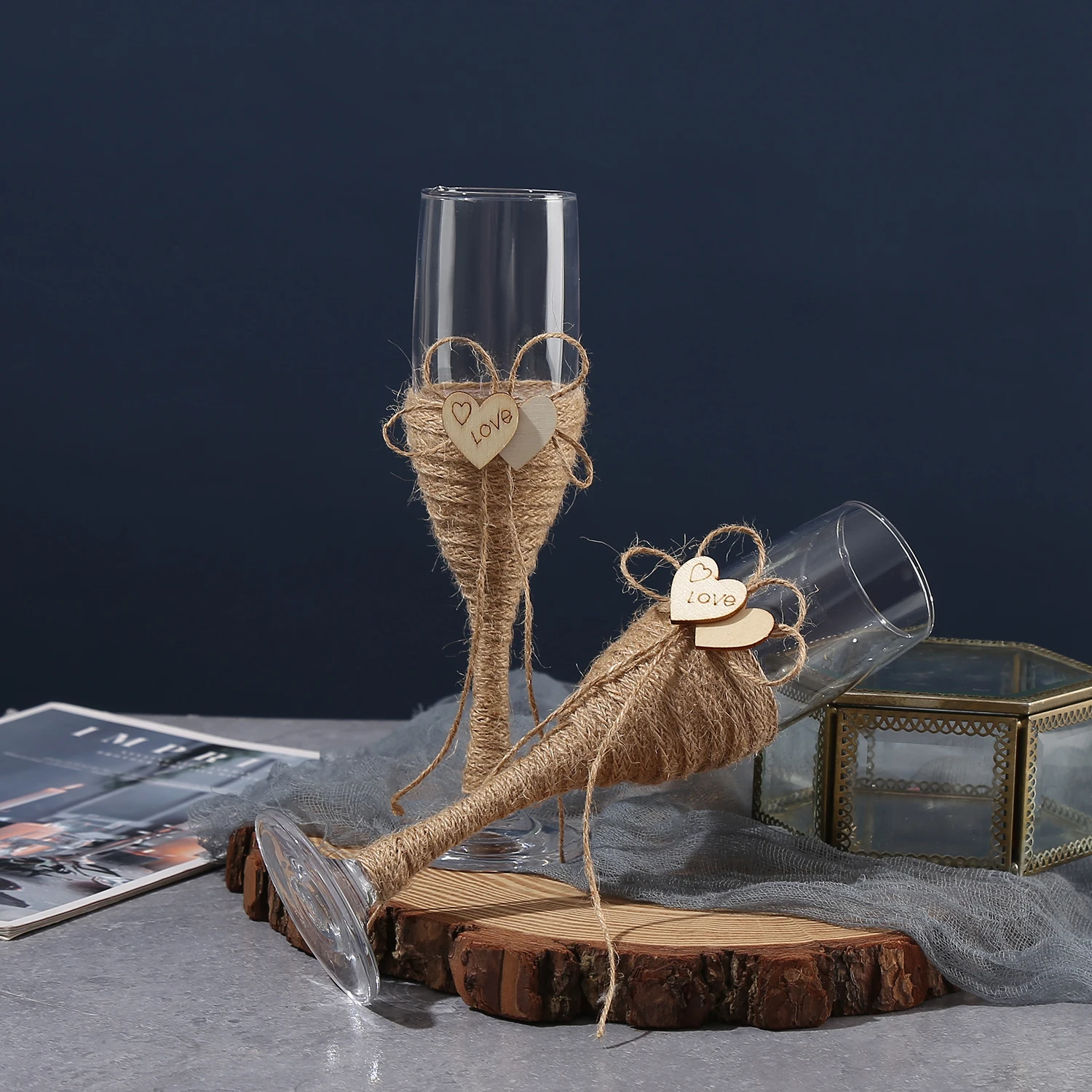 صندوق من كؤوس النبيذ المطابقة لحفلات الزفاف على شكل قلب من حبل القنب، صندوق هدايا زجاجي للنبيذ الزفاف الرومانسي