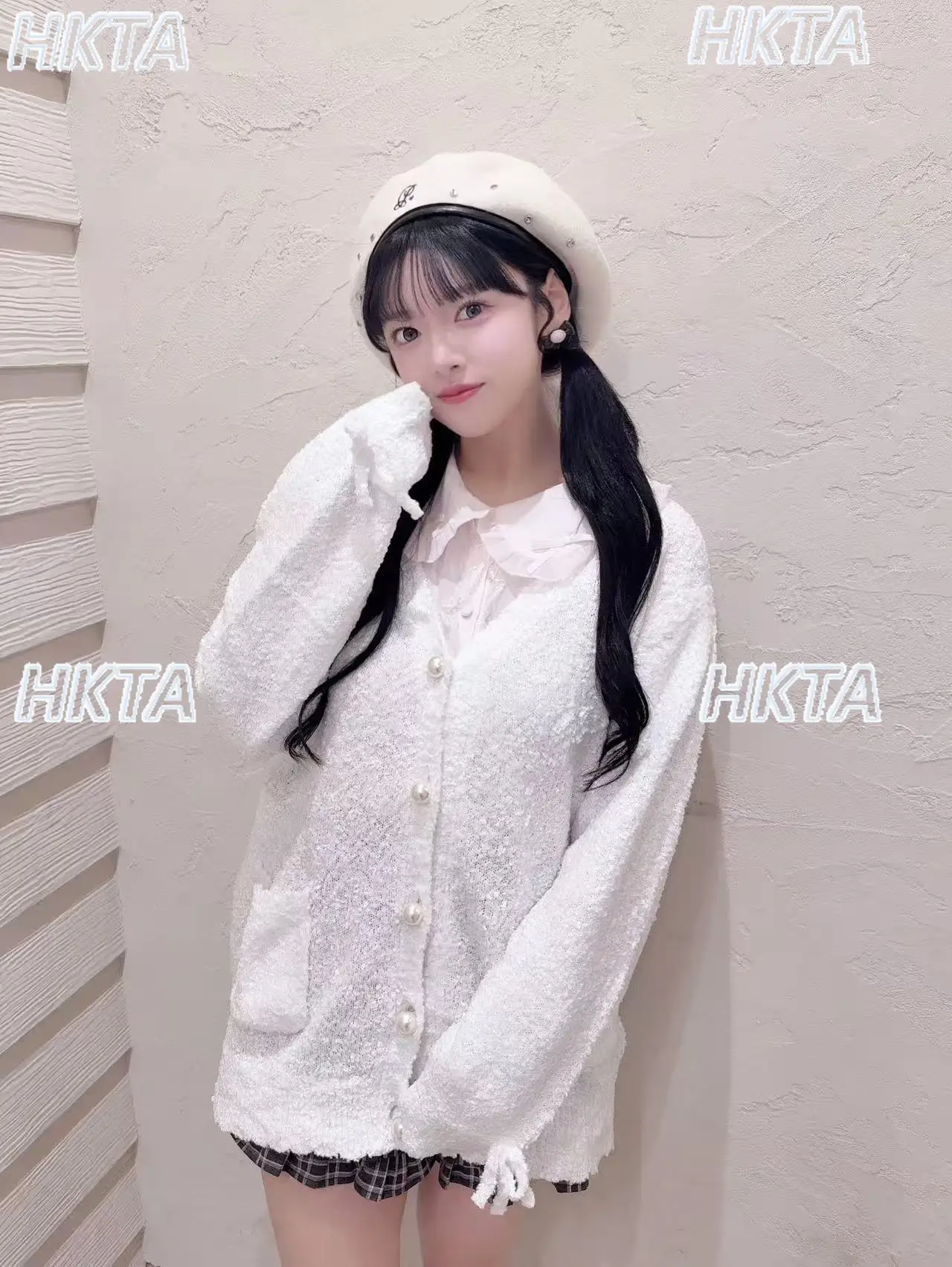 

Japanese Style Fluffy Bowknot Pearl Button Knitted Sweater Coat for Women Autumn New Shiny Long Sleeve Sweater Cardigan Top