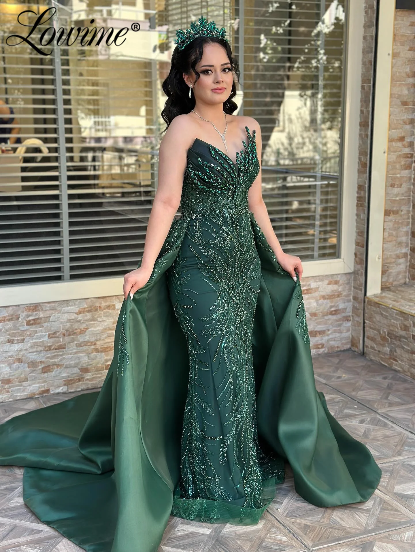 

2026 зеленое элегантное вечернее платье для свадьбы, платья для выпускного вечера с кристаллами и верхней юбкой, расшитые бисером, женские вечерние платья в арабском стиле по индивидуальному заказу