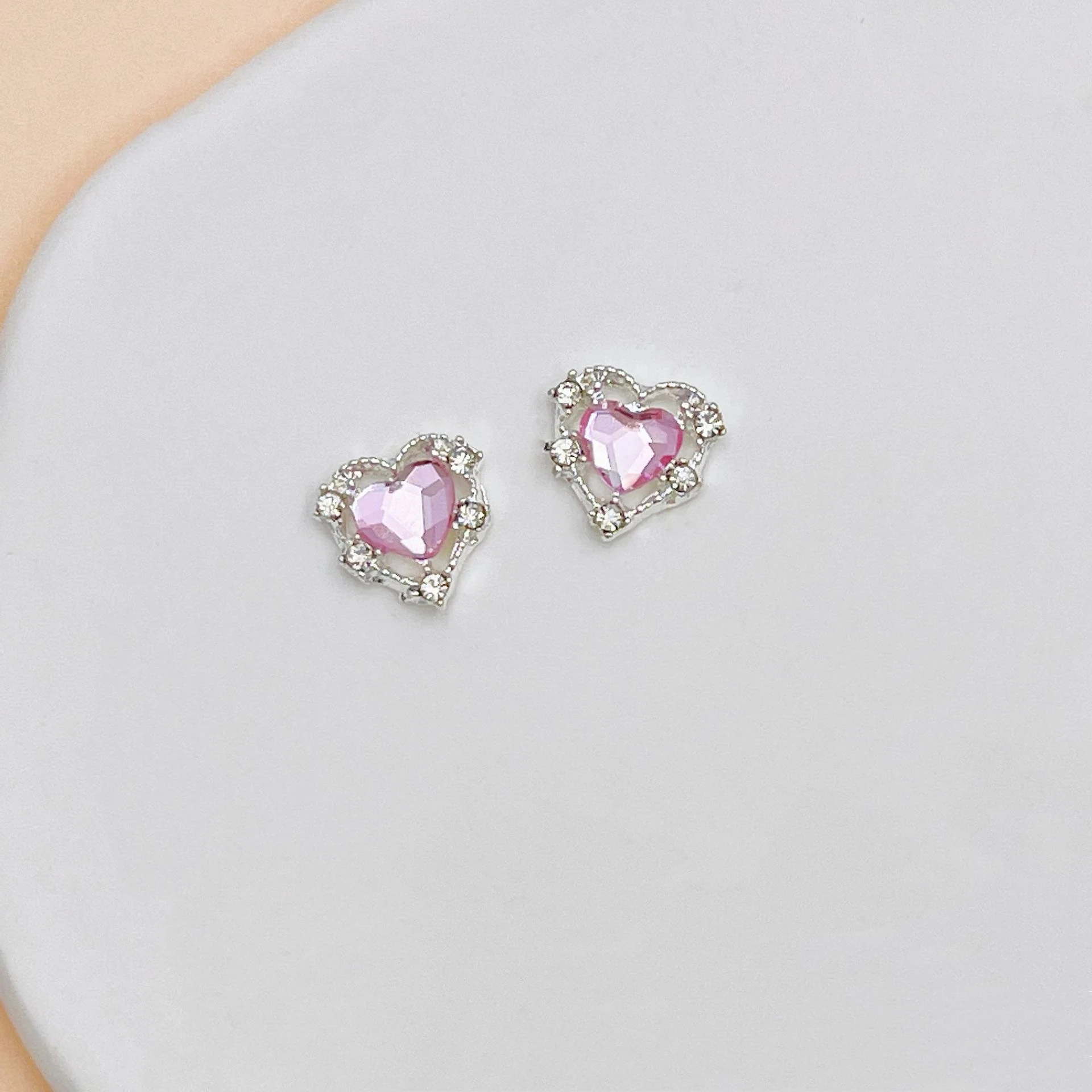 10PCS Kawaii 3D Nail Art Pink Heart Shaped Nail Charms Jewelry Crystal Rhinestones Big Decoration Luxury Manicure Accessories
