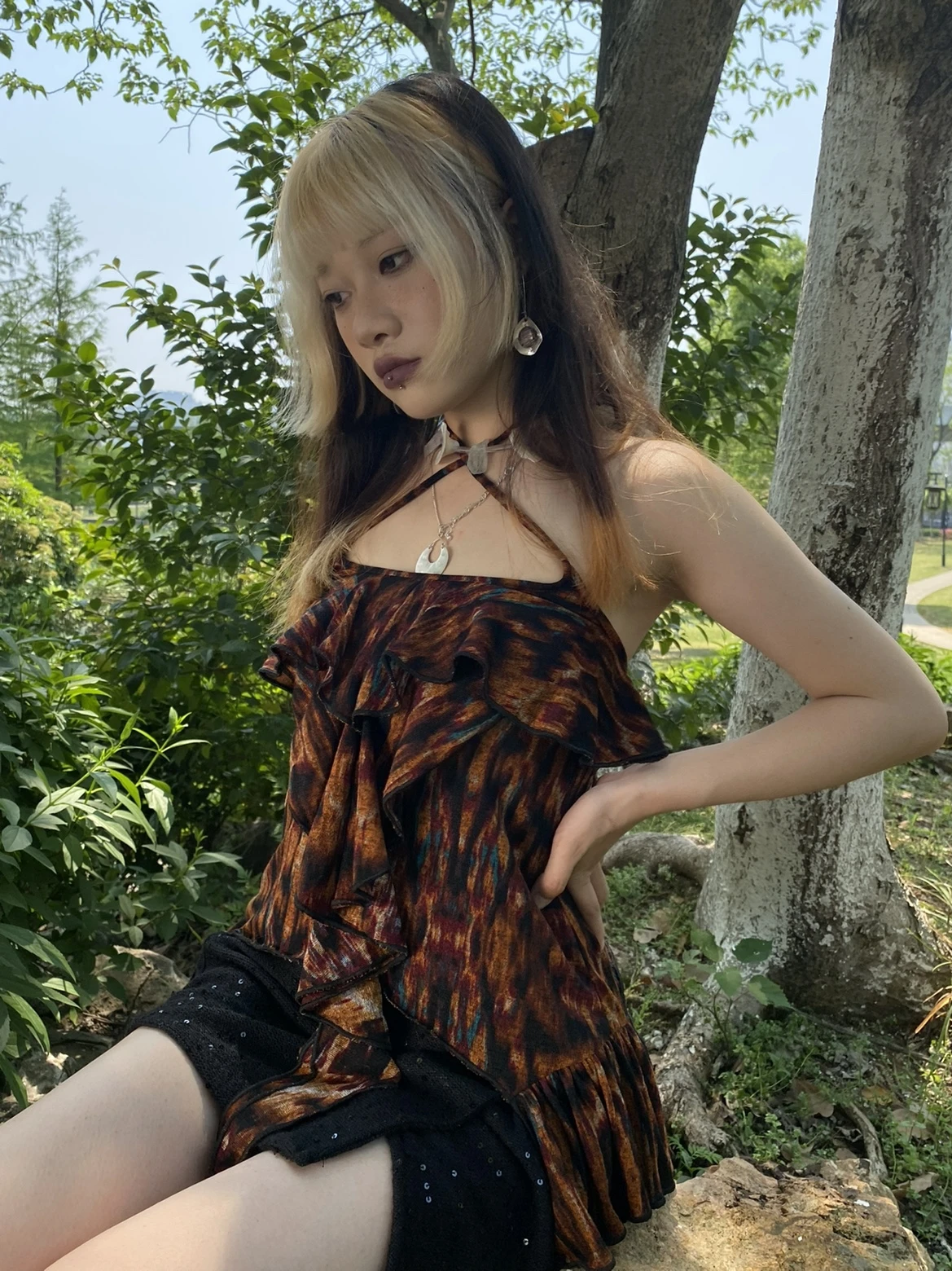 

Синий оригинальный топ-майка с красным узором в горошек, облегающий, универсальный, в стиле ретро, сексуальный, женский, нижнее белье