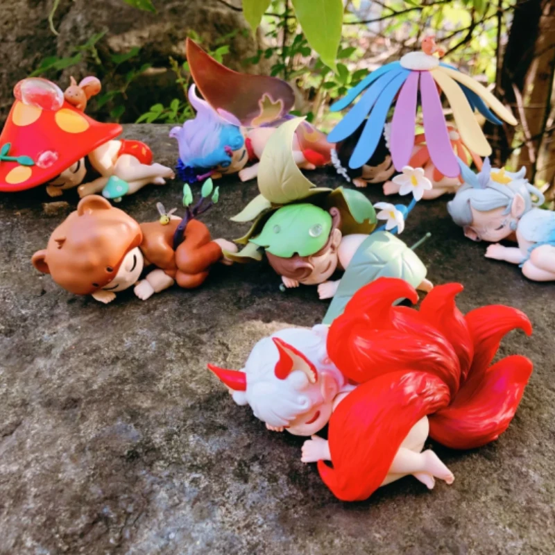 Sleep Elf in The Forest Series Blind Box Kawaii أنيمي عمل أرقام محيطية فريدة من نوعها لسطح المكتب نموذج الديكور نموذج المجموعة