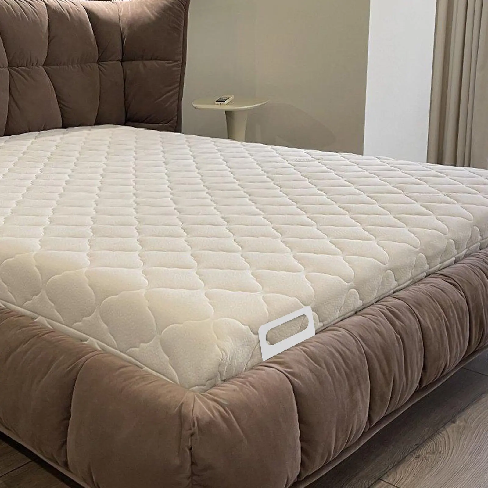 2Pcs Mattress Gripper Non Slip Stopper Prevent Sliding Secure Sleep Surface Bed Sofa Cushion Retainer Floor Protector Holder