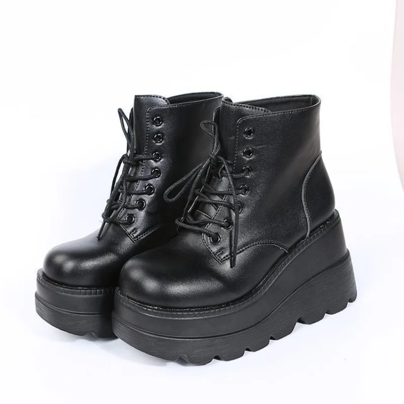 Botas Punk de lujo para mujer, botas altas para Cosplay, zapatos de plataforma de 9CM, botines góticos Rock para mujer, botines para motocicleta 2025