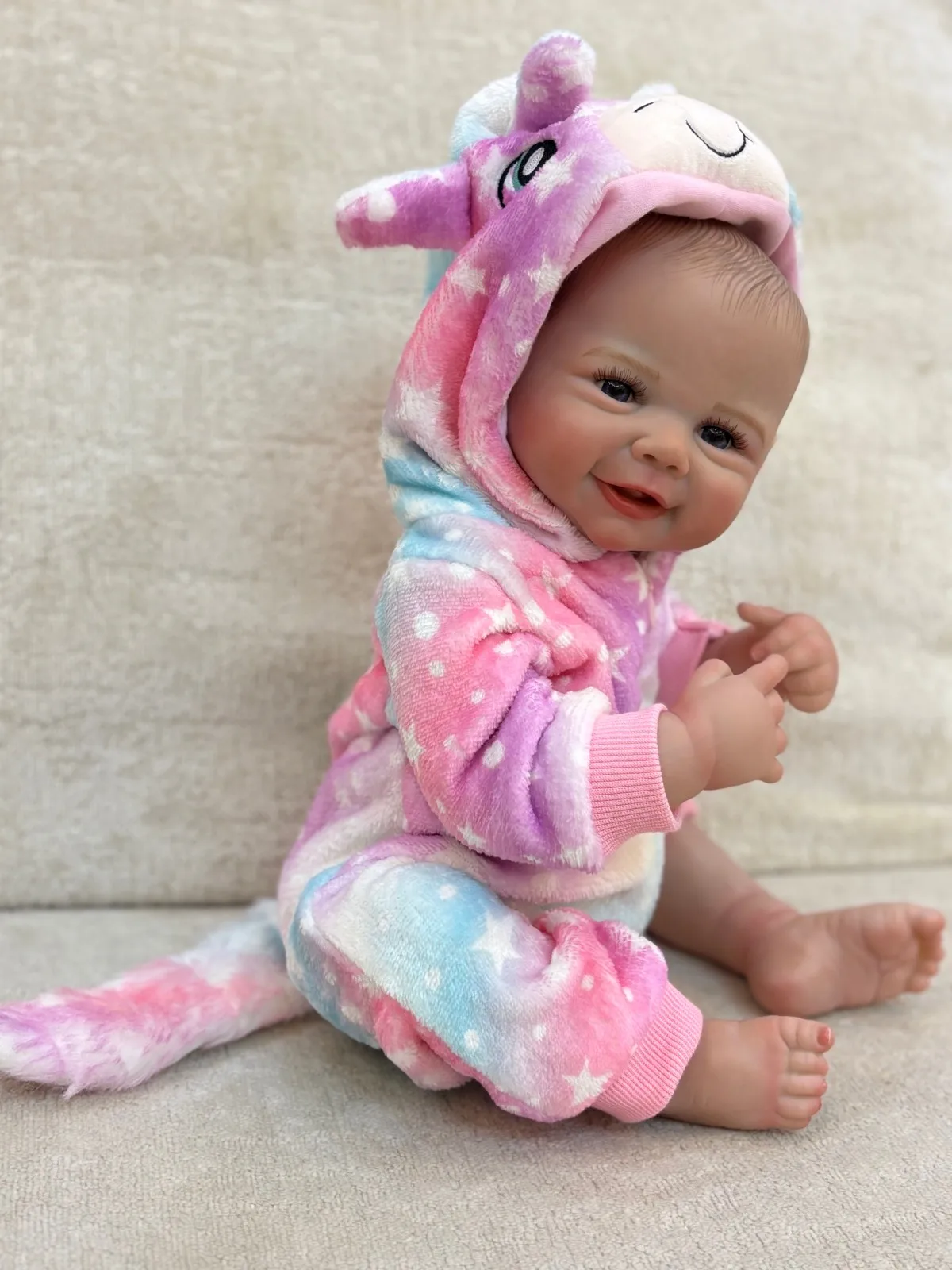 18 인치 실물 같은 다시 태어난 아기 인형 소녀 비비안 수제 베베 페인트 머리 신생아 인형 어린이 생일 선물