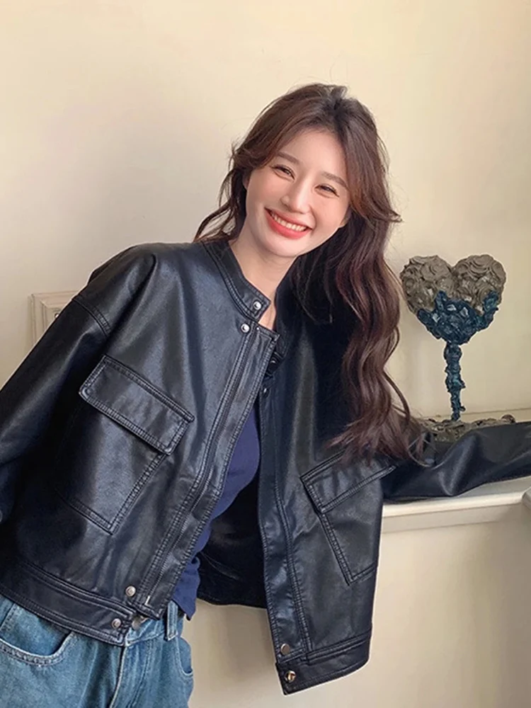 Jaqueta de Couro Feminina Retrô Americana 2025 Nova Casual Estilo Motociclista Hong Kong Tendência Agasalho de Couro