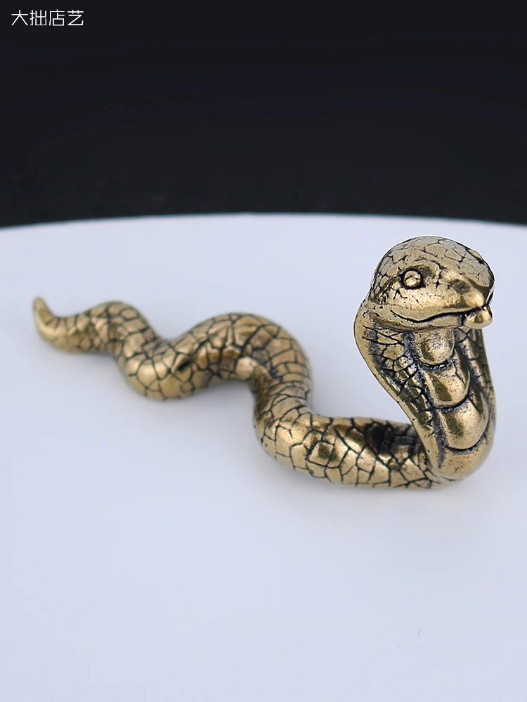 

Solid pure copper zodiac snake ornaments desktop decoration creative brass snake tea crafts