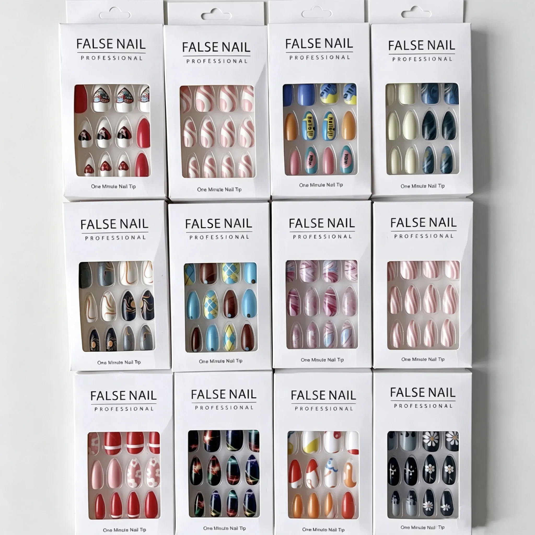 Faux ongles à presser faits main en forme d'amande, style aléatoire, patchs d'ongles portables en acrylique pour femmes