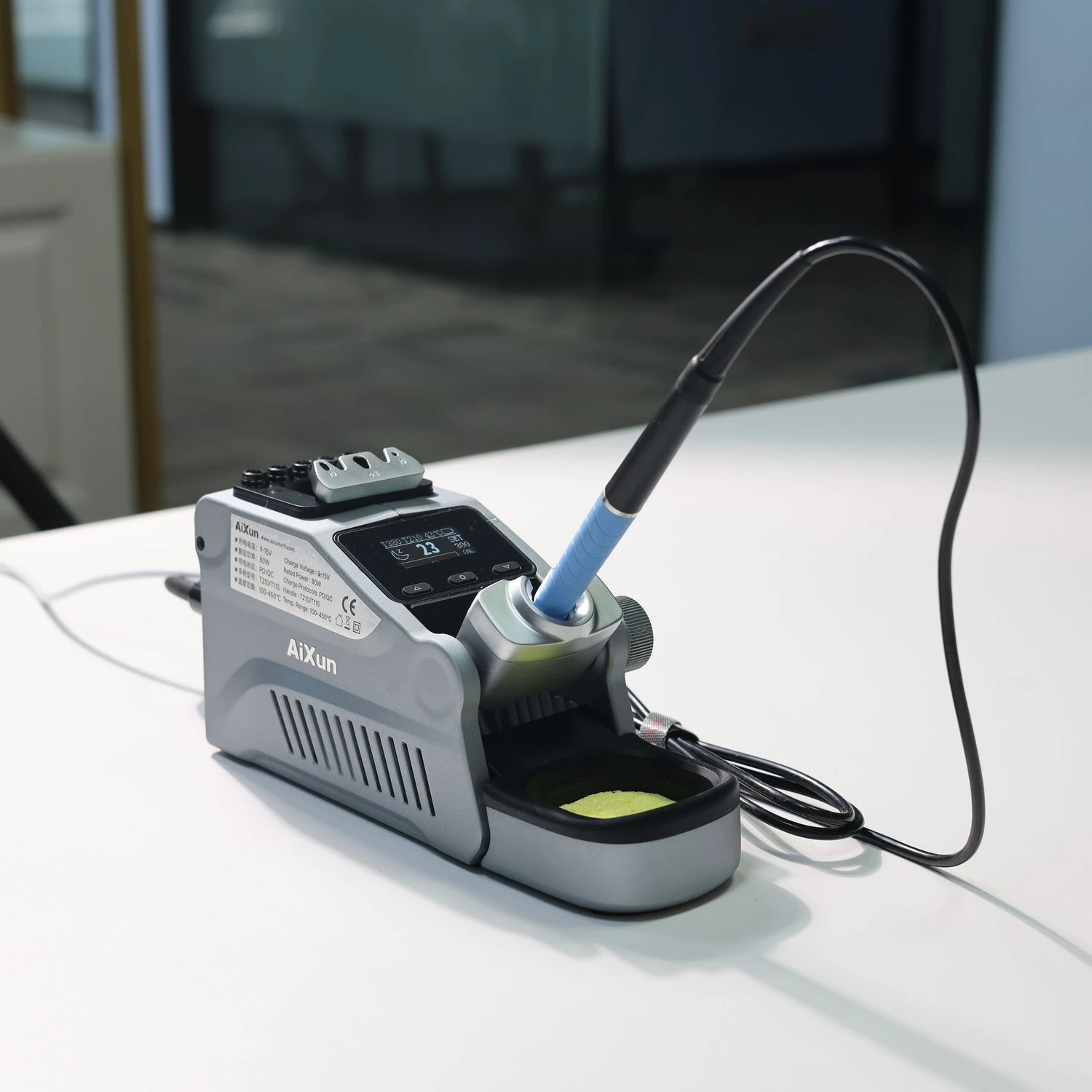 AIXUN T380 80W Smart Soldering Station with T115 T210 Handle Rapid Welding Rework Station for Mobile Phone SMD BGA PCB Repair