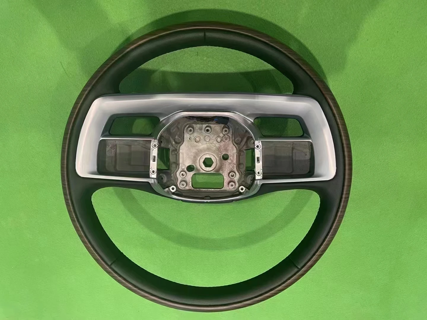 

High Quality Steering Wheel For Range Rover Vogue L460 2023+ Steering Wheel Custom Parts Wooden Steering Wheels For Cars