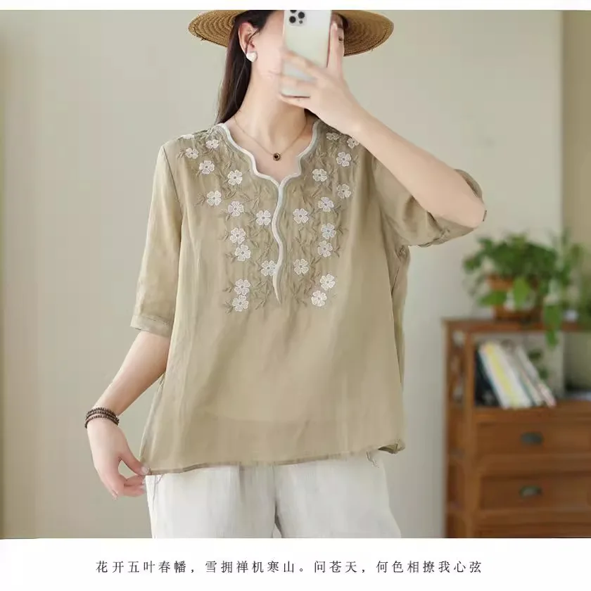 Cotton and Linen Embroidery Shirt 2024 Summer New T-shirt Literature Little Fresh V-neck Appear Thin Thin Style Comfortable Tops