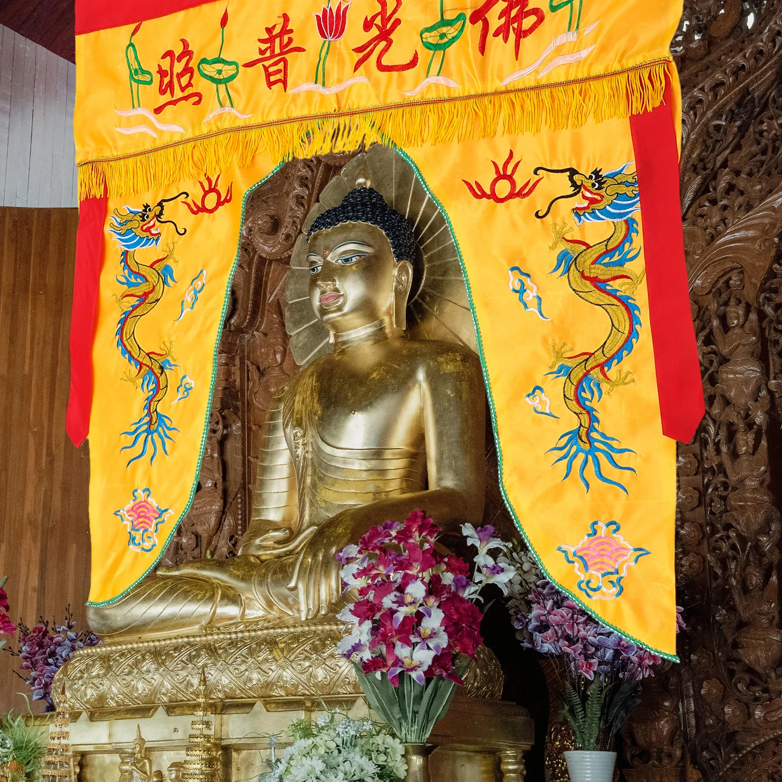 

Buddhist Dragon Cloth Tent Exquisite Embroidered Temple Decor Altar Table Curtain Decorative Cloth for Worship