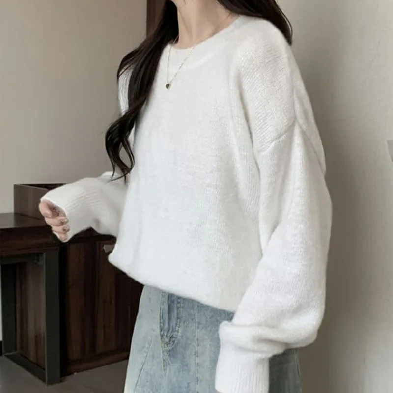 Casual White Knitted Sweaters Women Autumn Basic Long Sleeve O-neck Sweater Woman Chic Striped Solid Color Turtlneck Pullovers